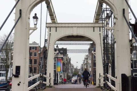 DE NOOD Jan van der Heijden Magere Brug Amsterdam