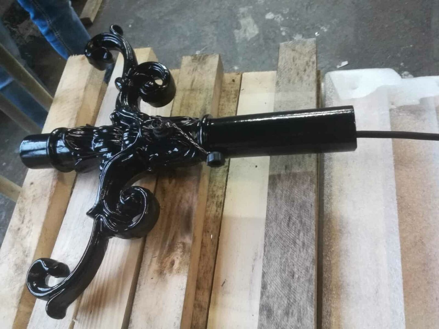 DE NOOC Haagse Mast met stekkerdoos|DE NOOC Haagse Mast met stekkerdoos|DE NOOC Haagse Mast met stekkerdoos|DE NOOC Haagse Mast met stekkerdoos